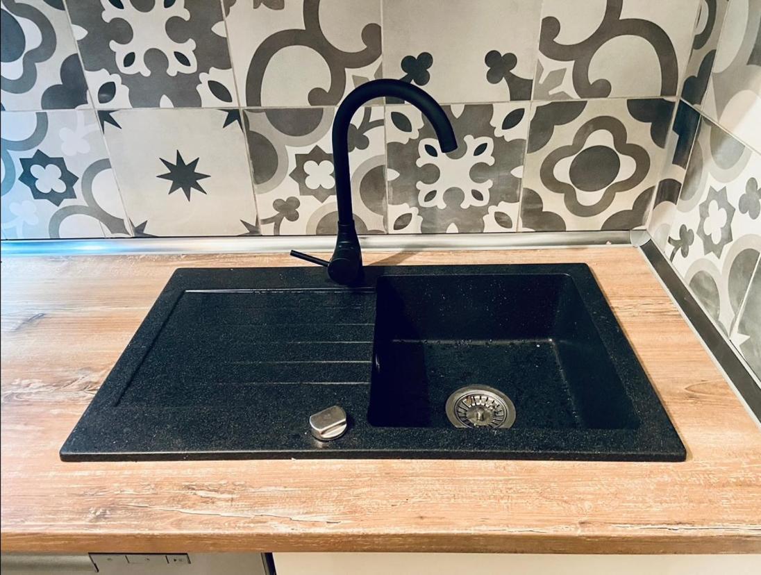 Apartament Ankerplatz Neumuenster, Parkplatz Zewnętrze zdjęcie