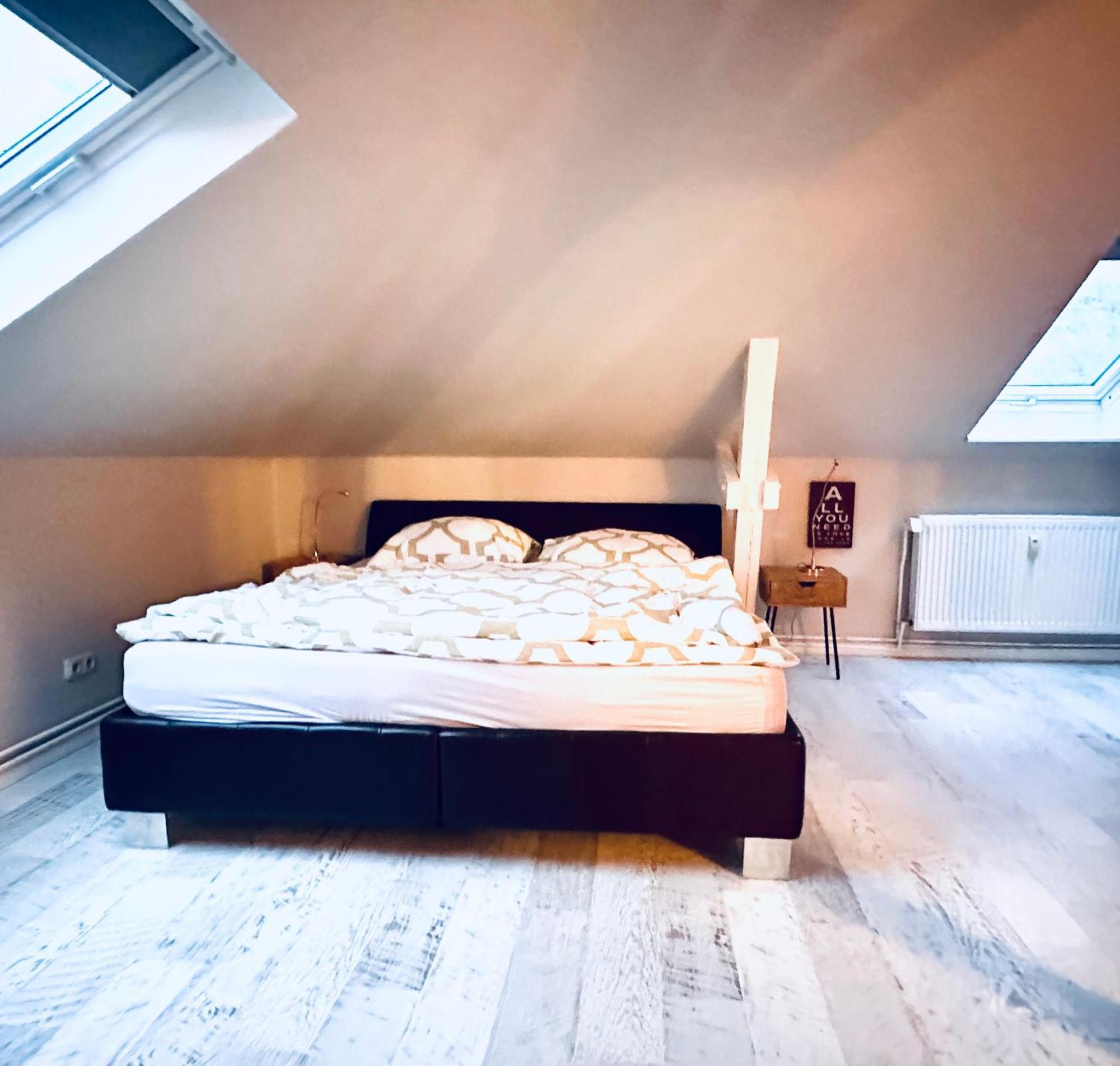 Apartament Ankerplatz Neumuenster, Parkplatz Zewnętrze zdjęcie